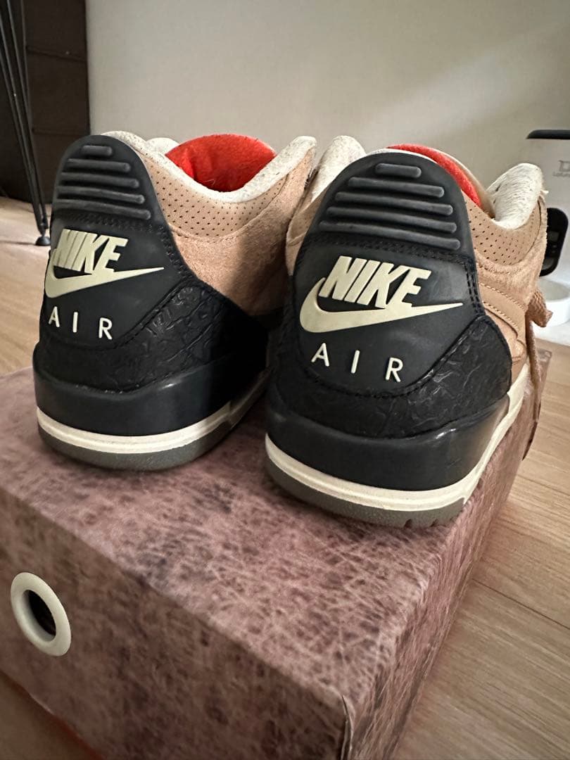 Nikeエアジョーダン3 25センチ