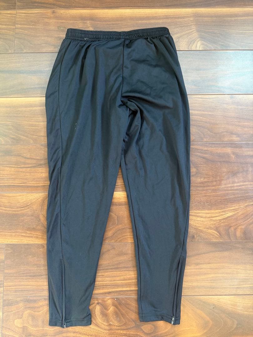 Nike ブラック ジャージパンツ