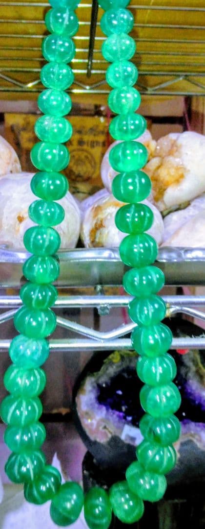 在庫処分大幅値引き　骨董品一連*高級天然アフリカ産エメラルド 原石 ネックレス