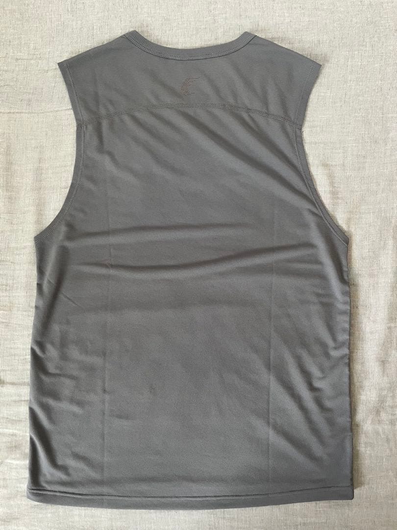 ウォーキング・ランニングウェア Teton Bros. ELV1000 Non Sleeve Gray M