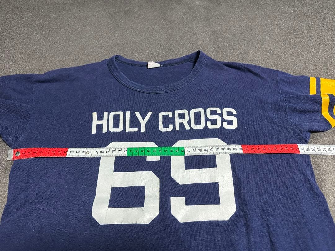Champion HOLY CROSS 69 XL ランタグ　古着フットボールT