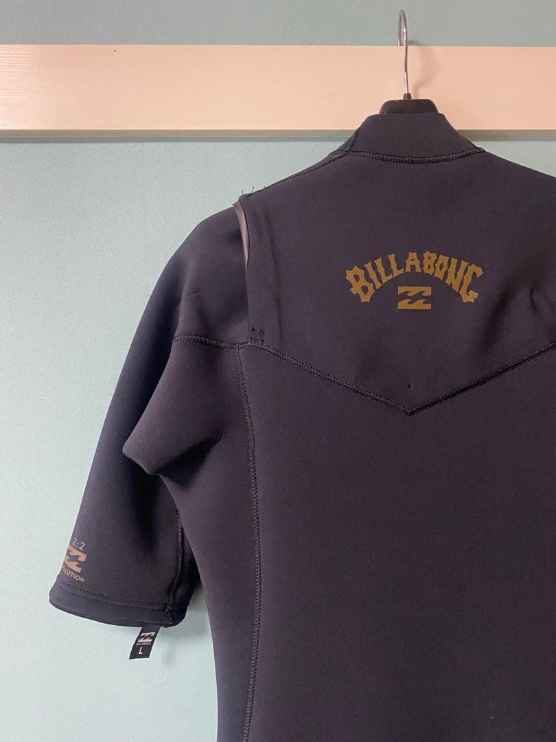 BILLABONG ウェットスーツ 半袖 Lサイズ　新品タグ付き