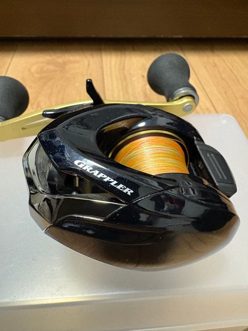 t*y様 グラップラーBB200HG ベイトリールとゴメクサスパワーハンドルセッ