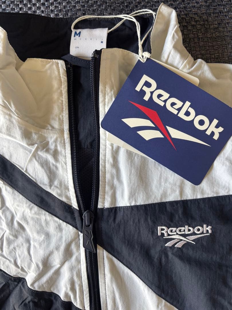 新品！Reebok ウィンドブレーカー M ネイビー/ホワイト