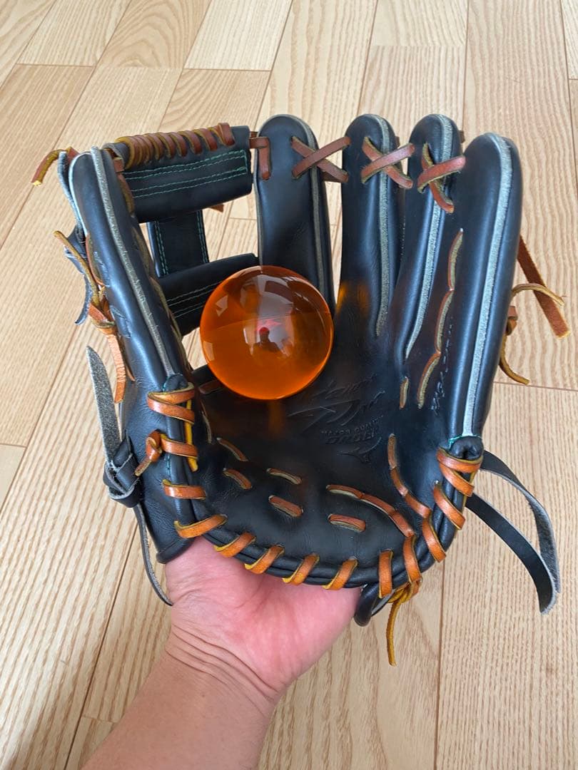 ミズノプロ硬式内野手用グローブ