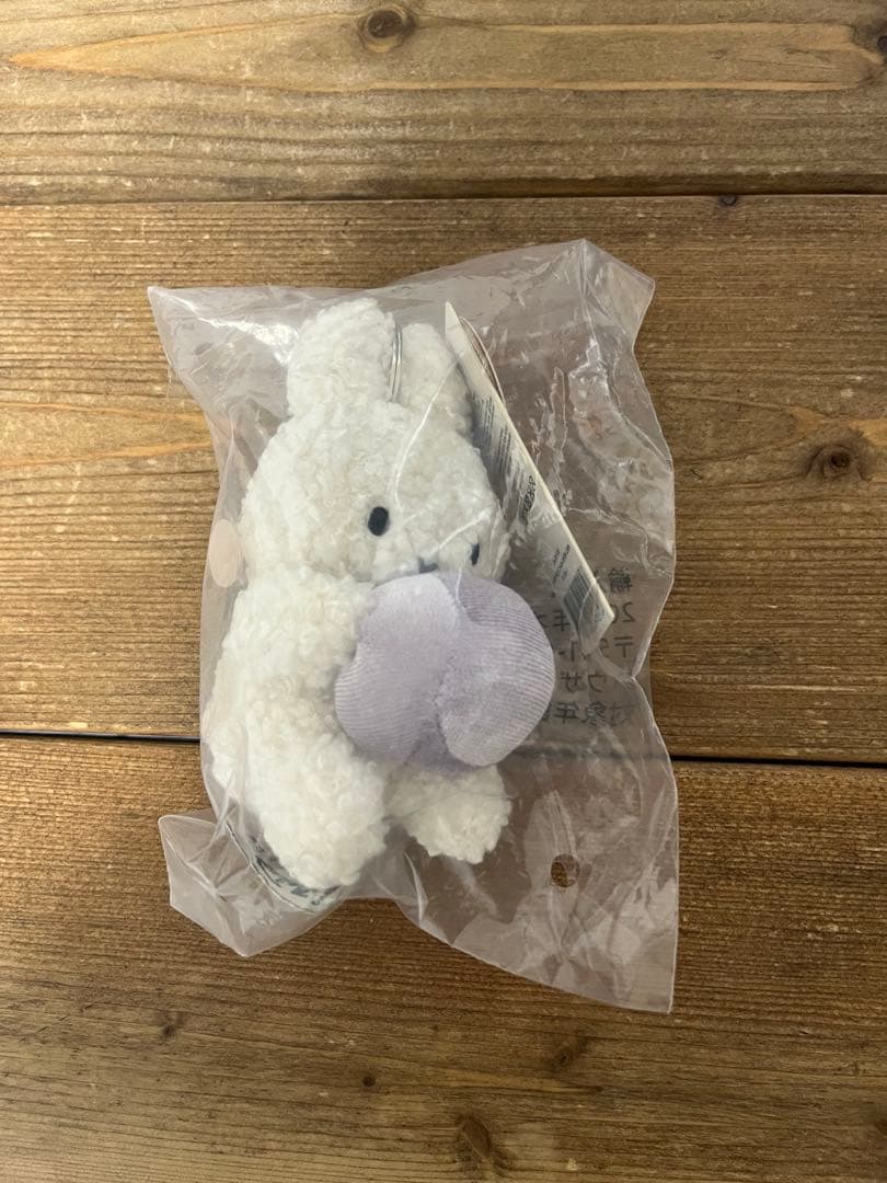 【新品•未開封】オランダ ミッフィー 万博 オーブ キーホルダー