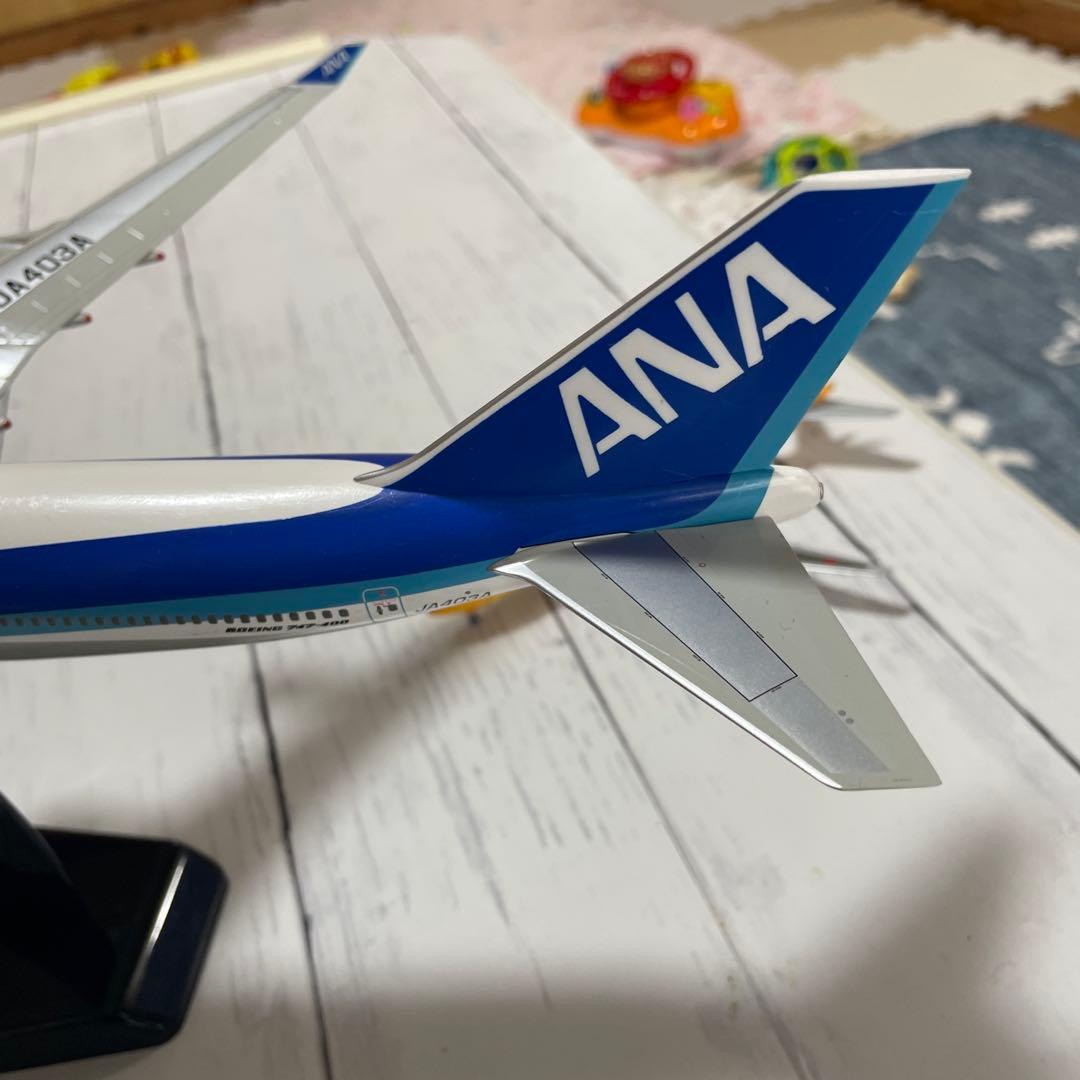 希少ANA ボーイング747 モデル 1/200