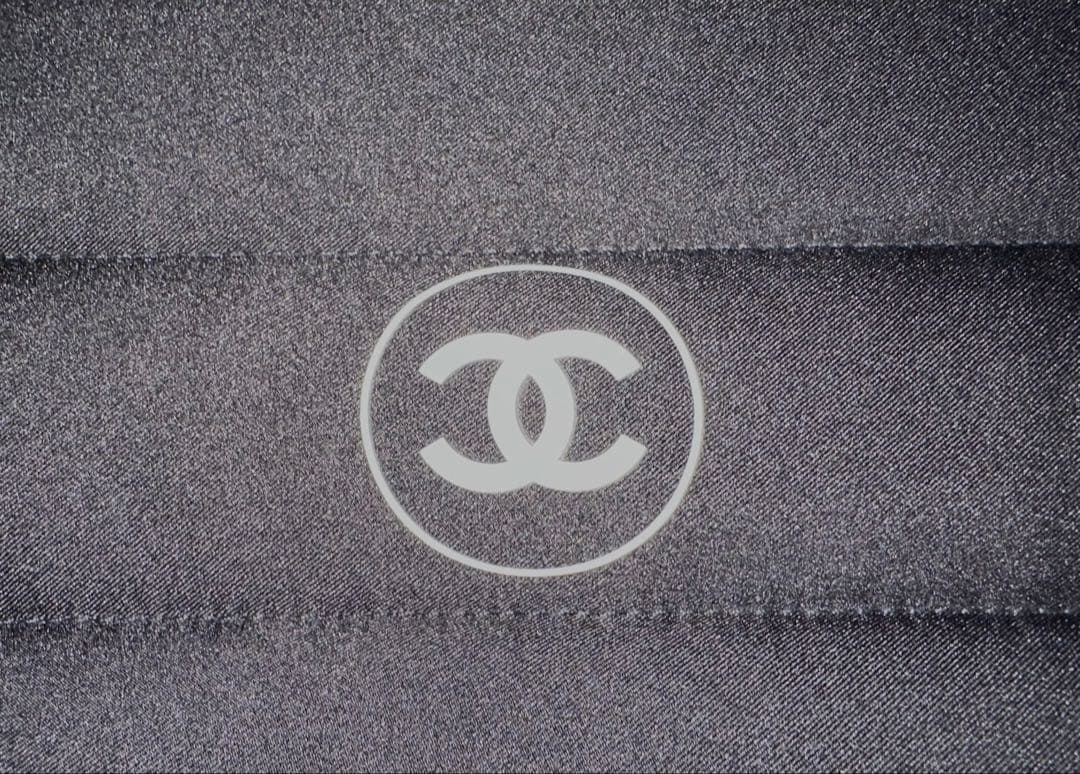 CHANEL ブラックノートPCケース　1