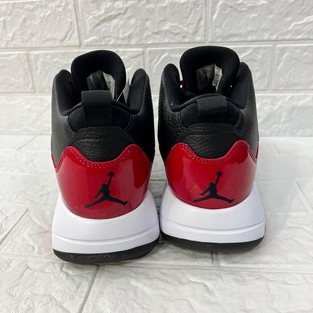 早い者勝ち週末限定！Jordan マックスイン 200 バスケットボールシューズ