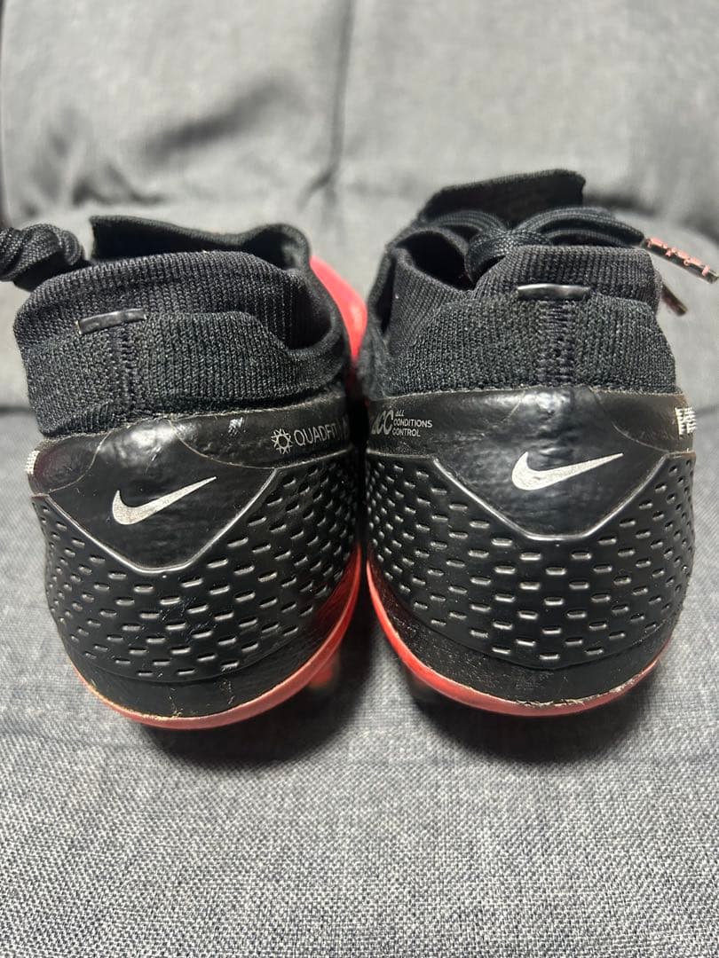 Nike Phantom Vision サッカーシューズACC トップモデル
