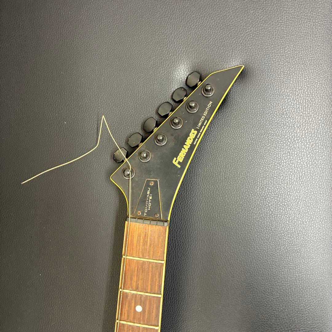 FERNANDES HOTEI MODEL フェルナンデス　ギター　布袋モデル