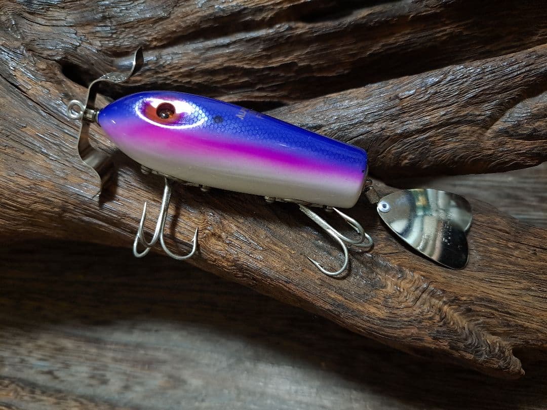 未使用品　ザウルス　バルサ50　マンボー　manb-O
