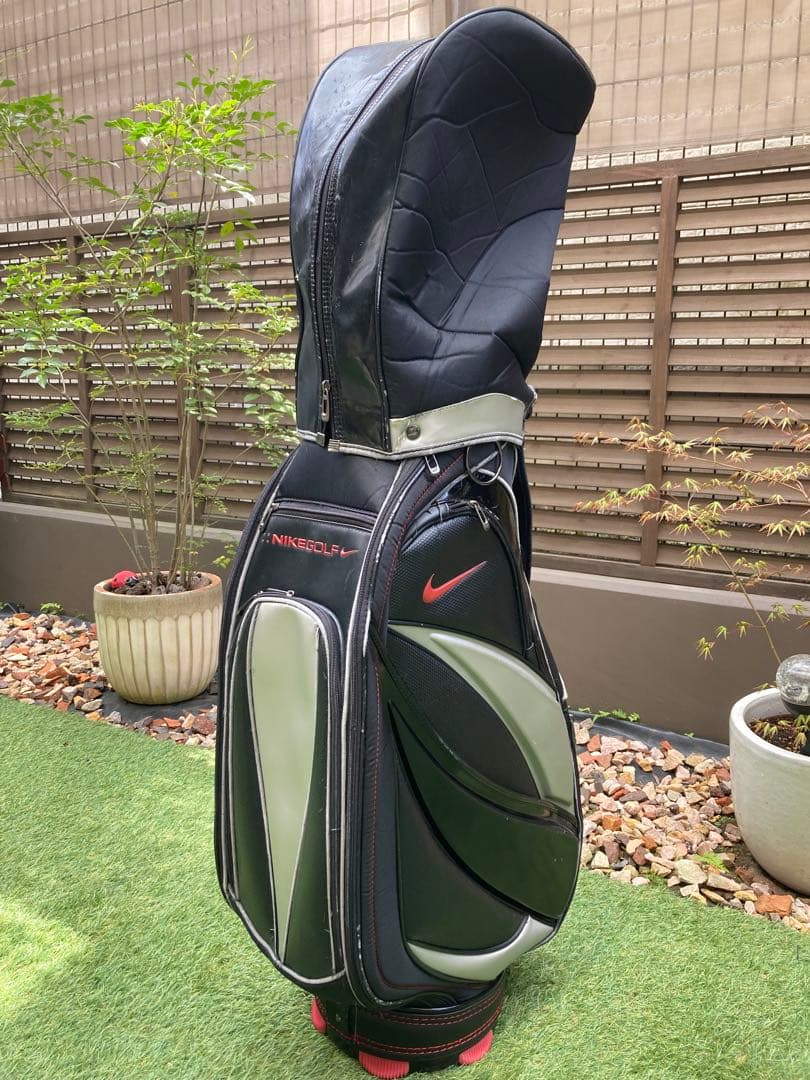 ナイキゴルフ　アスレチックシリーズ　キャディーバック　NIKEGOLF