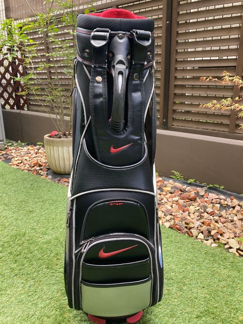ナイキゴルフ　アスレチックシリーズ　キャディーバック　NIKEGOLF