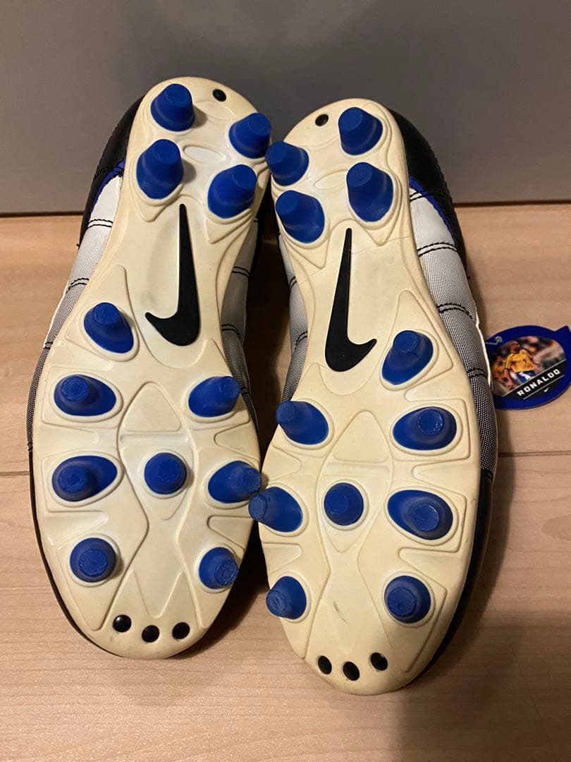Nike ナイキ キッズサッカースパイク マーキュリアル ロナウド