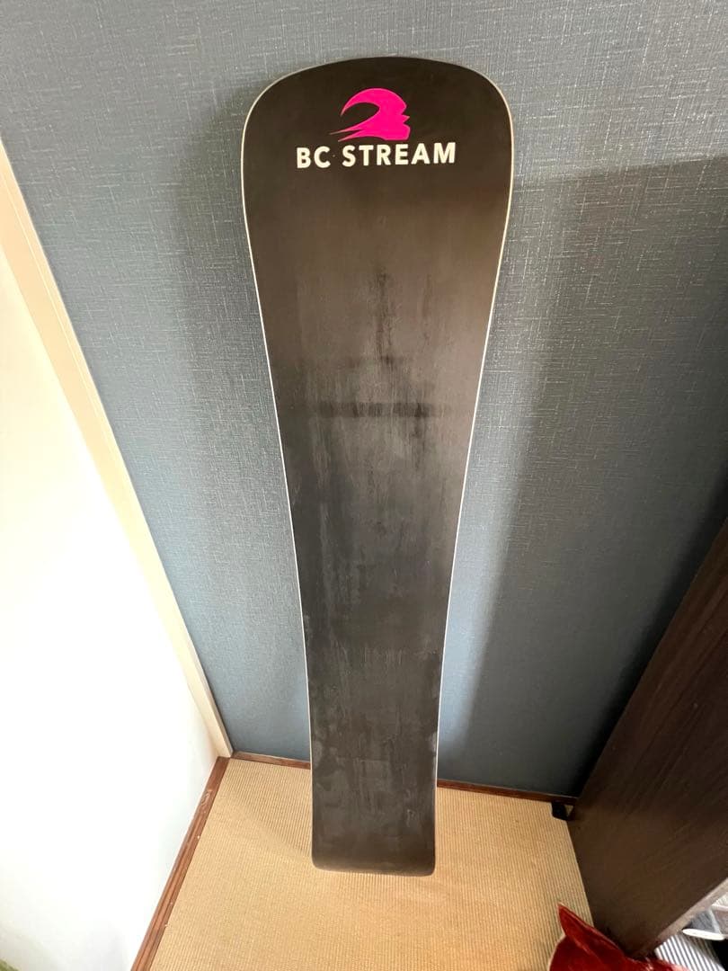 BC　STREAM　R-2 162w 23-24