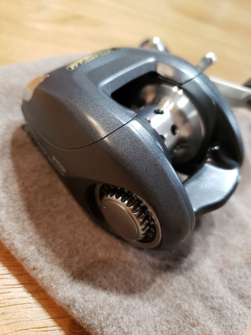 美品　RYOBI イクシオーネF300RF