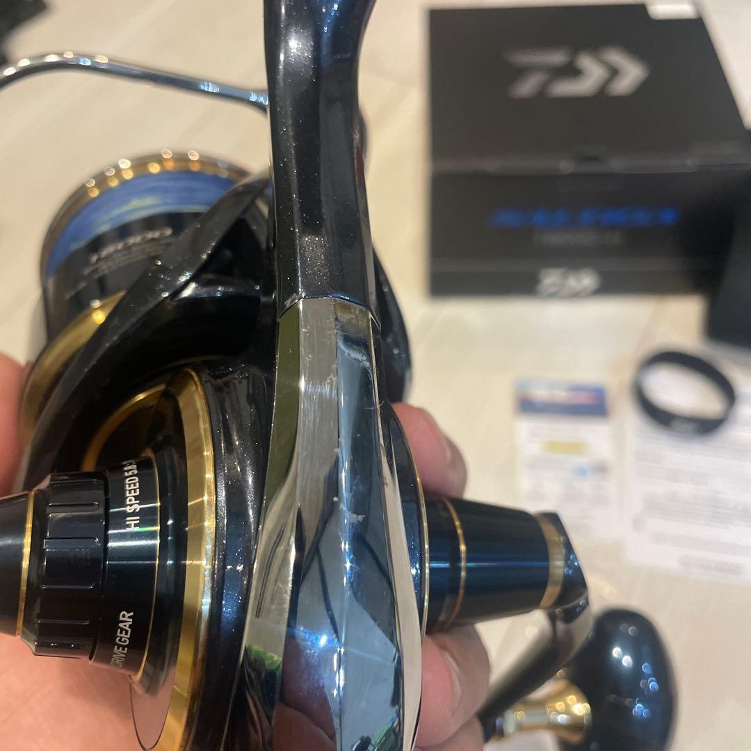DAIWA SALTIGA 18000-H スピニングリール