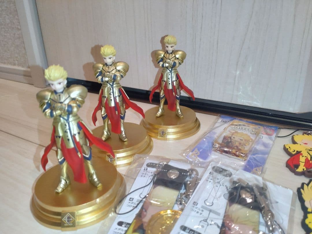 ギルガメッシュ フィギュアセット　ラバーストラップ　キーホルダーなど