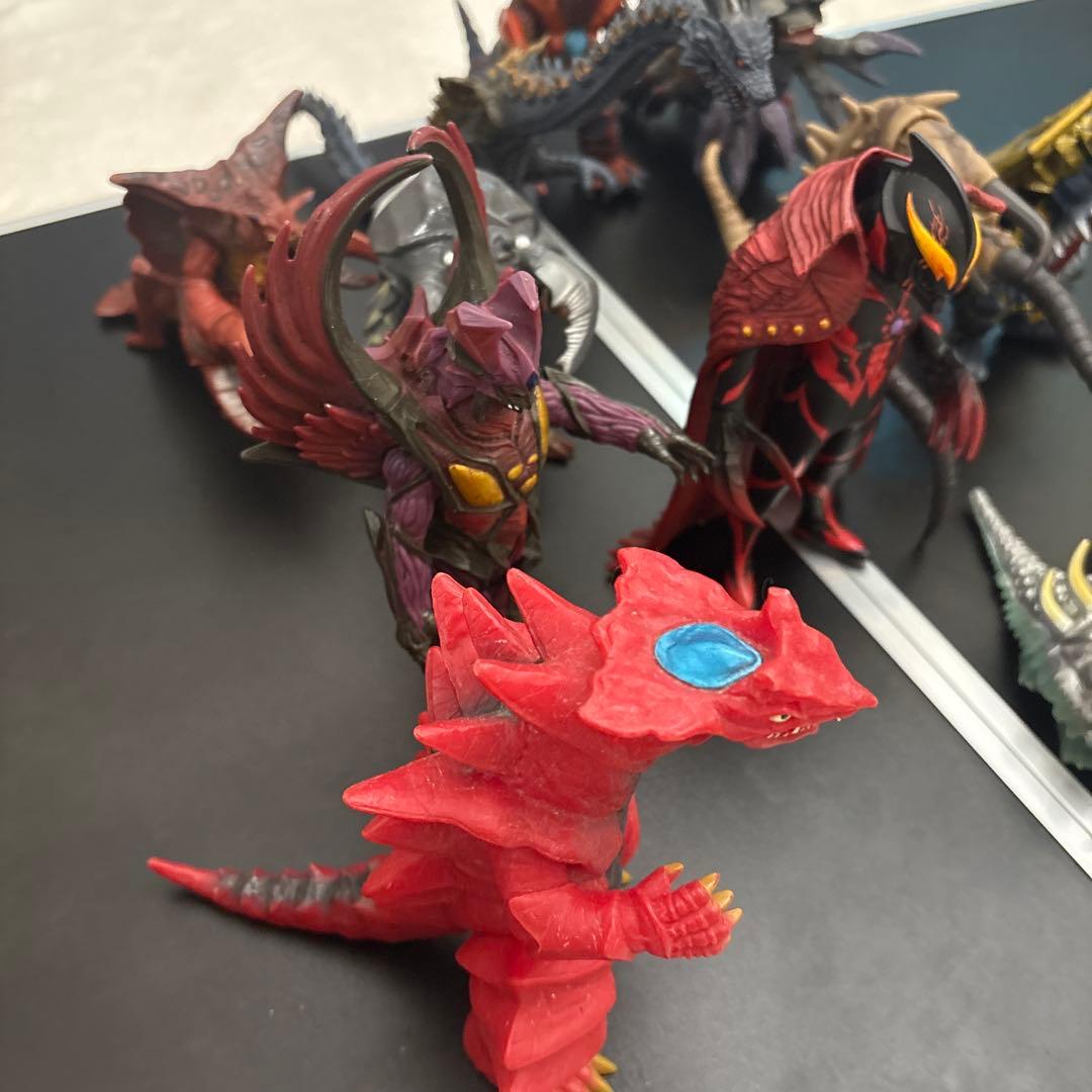 バンダイウルトラマン 怪獣ソフビフィギュア12体セット ベリアル軍団