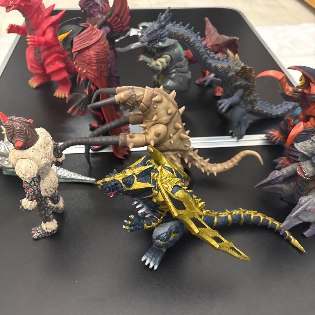 バンダイウルトラマン 怪獣ソフビフィギュア12体セット ベリアル軍団