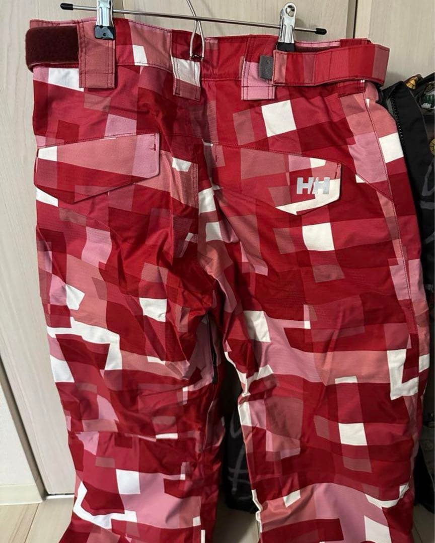 HELLY HANSEN（ヘリーハンセン）のスノボウェア上下セット