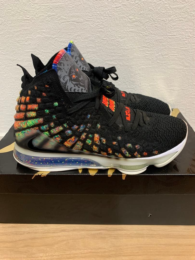 NIKE ナイキ レブロン１７ メンズ