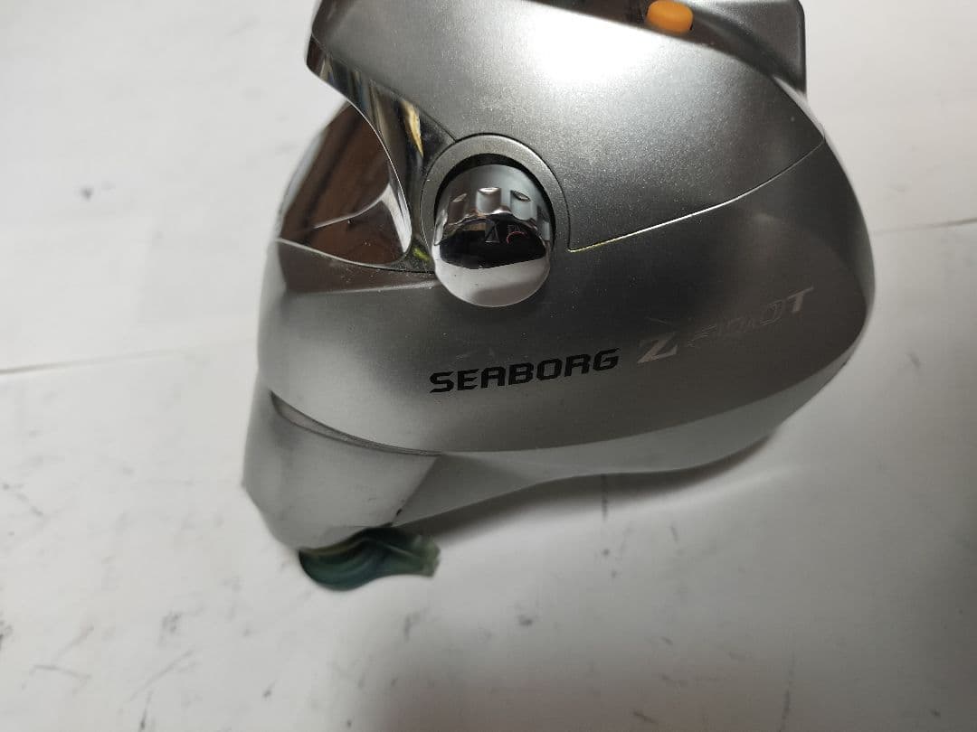 SEABORG ZEROT 電動リール シルバー