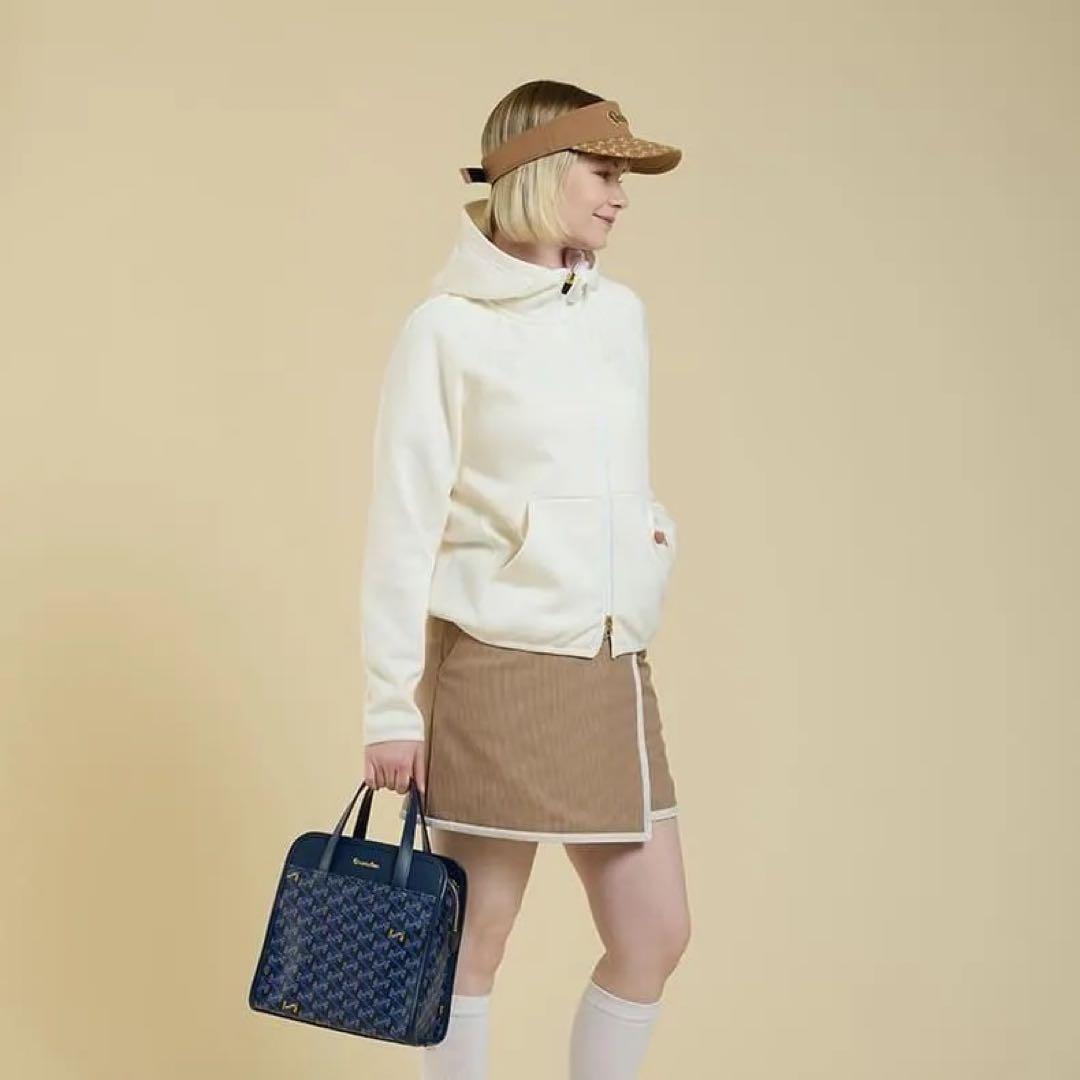 レザレクション　新品　Mサイズ パーカー