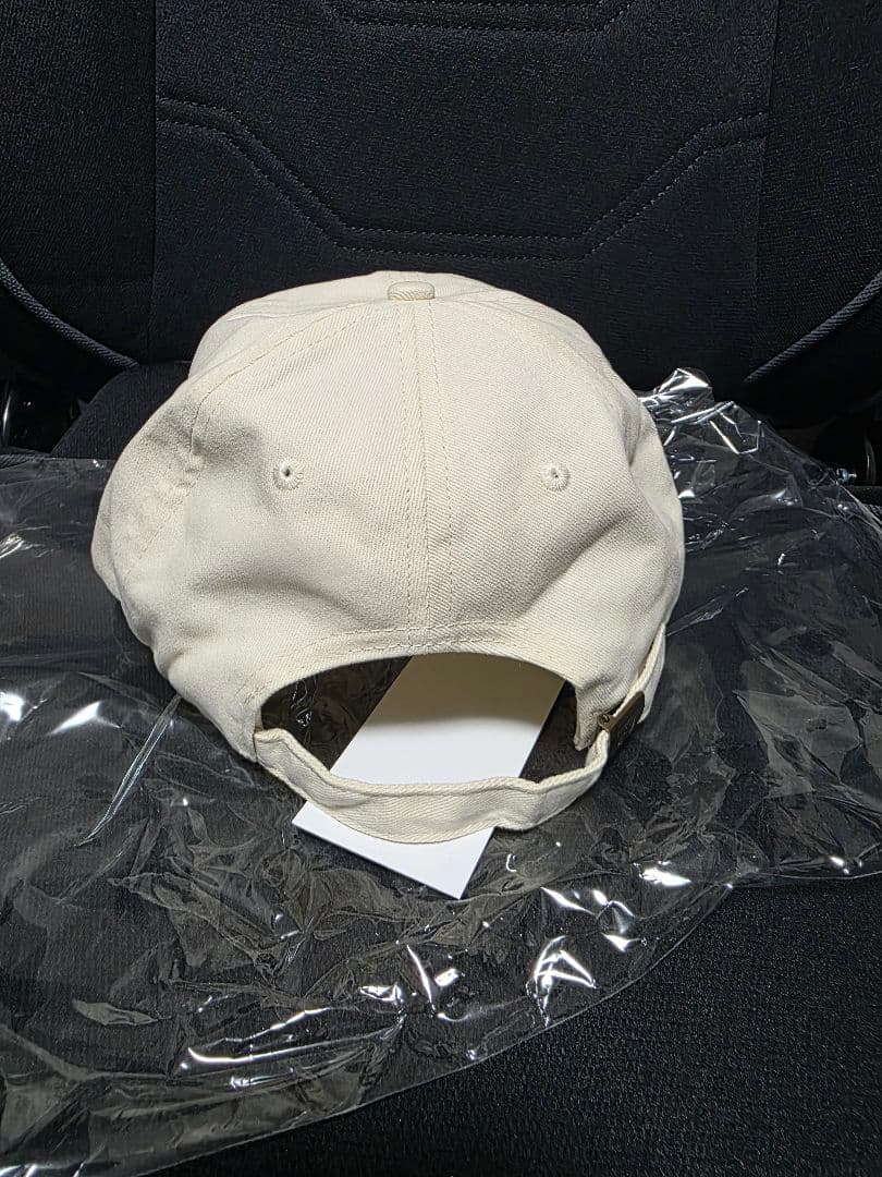 新品未使用　BREAKING COTTON HAT (OFF-WHITE)