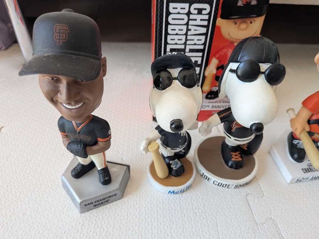 スヌーピー　ボブルヘッド　ヤンキース　mlb ビンテージ　チャーリーブラウン