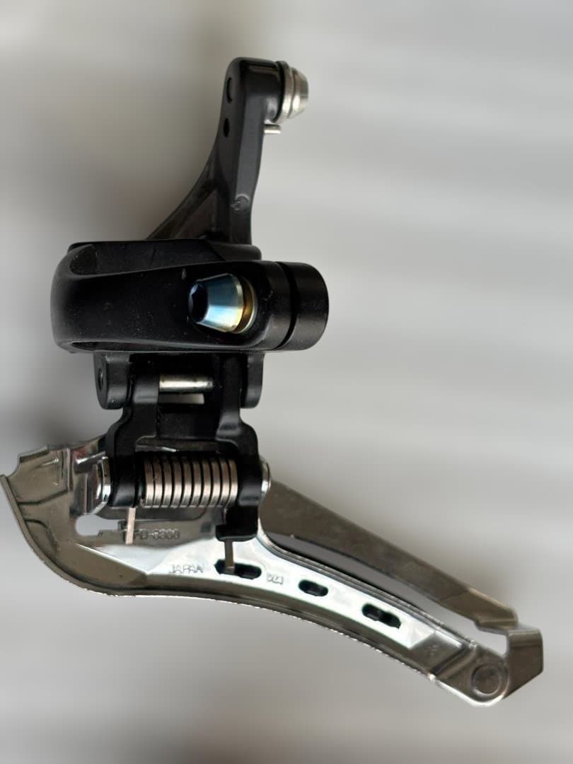 SHIMANO ULTEGRA フロントディレイラー
