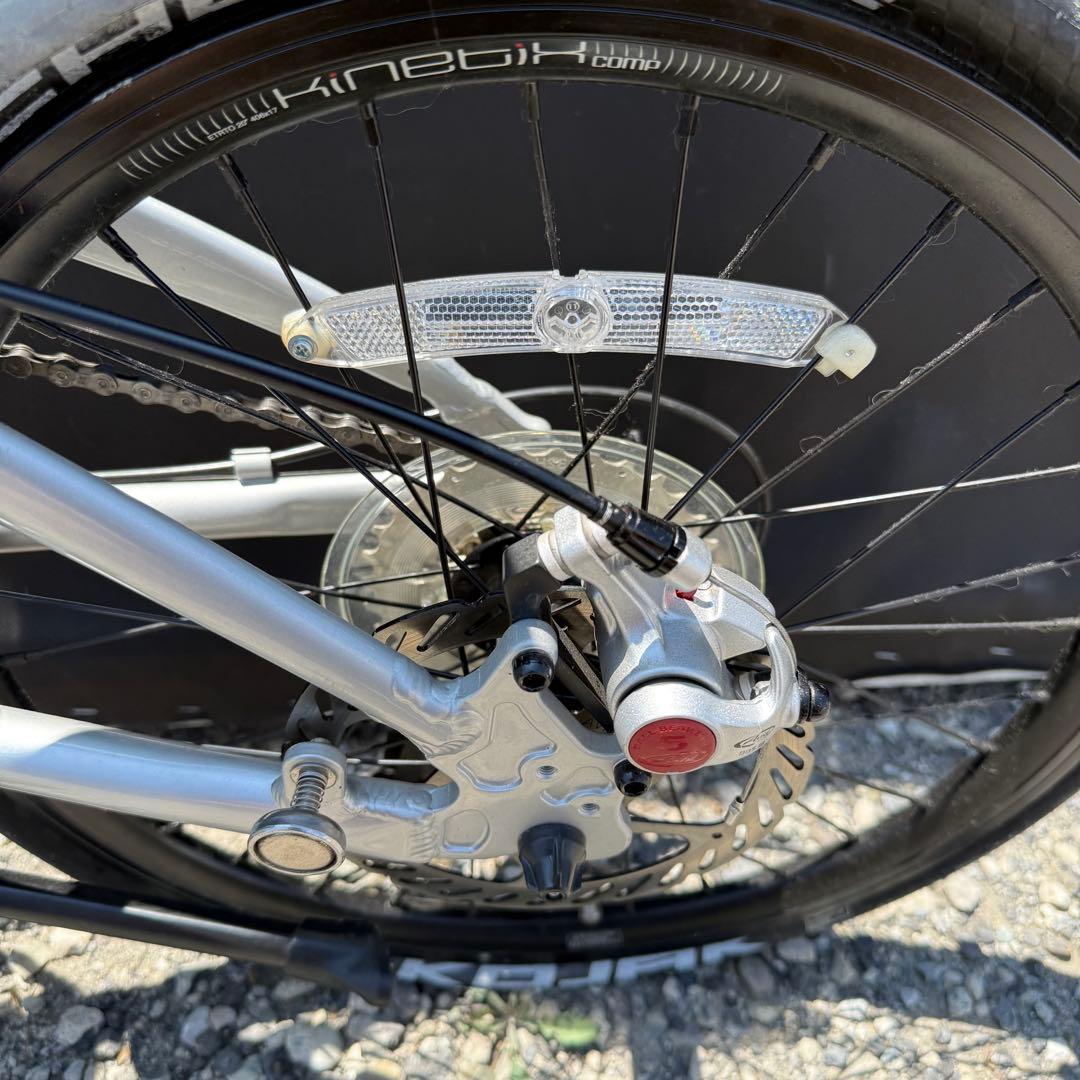 メルセデス・ベンツ シルバー 20型20段変速付き折りたたみ自転車