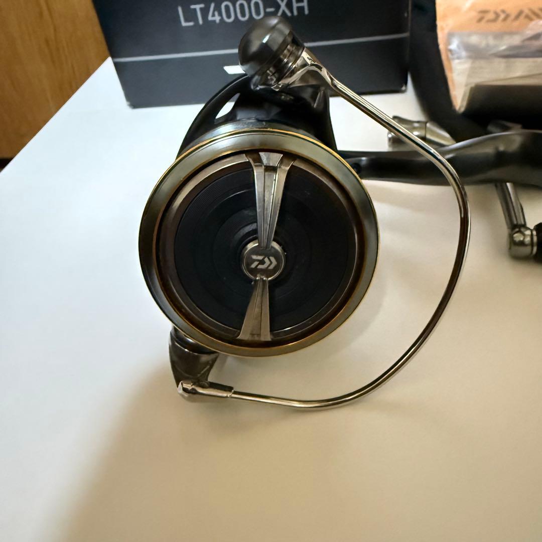【美品】DAIWA AIRITY LT4000-XH エアリティ ダイワ