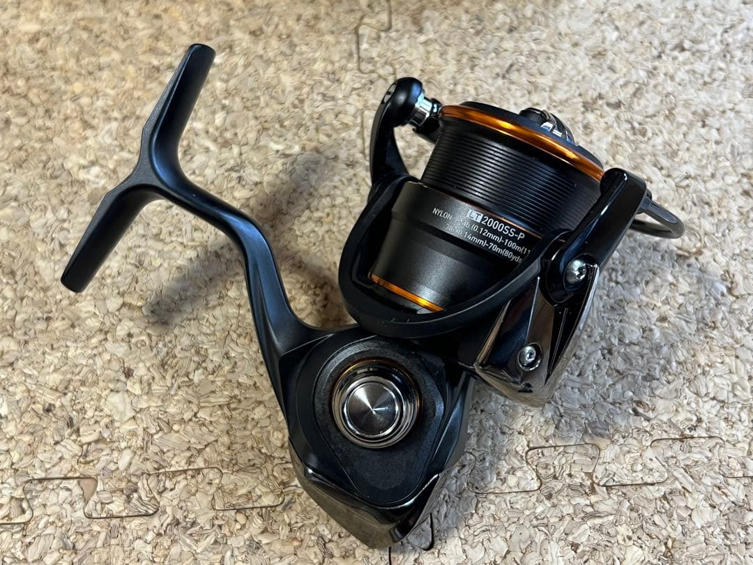 ダイワ DAIWA スピニングリール 21 プレッソ LT2000SS-P ④