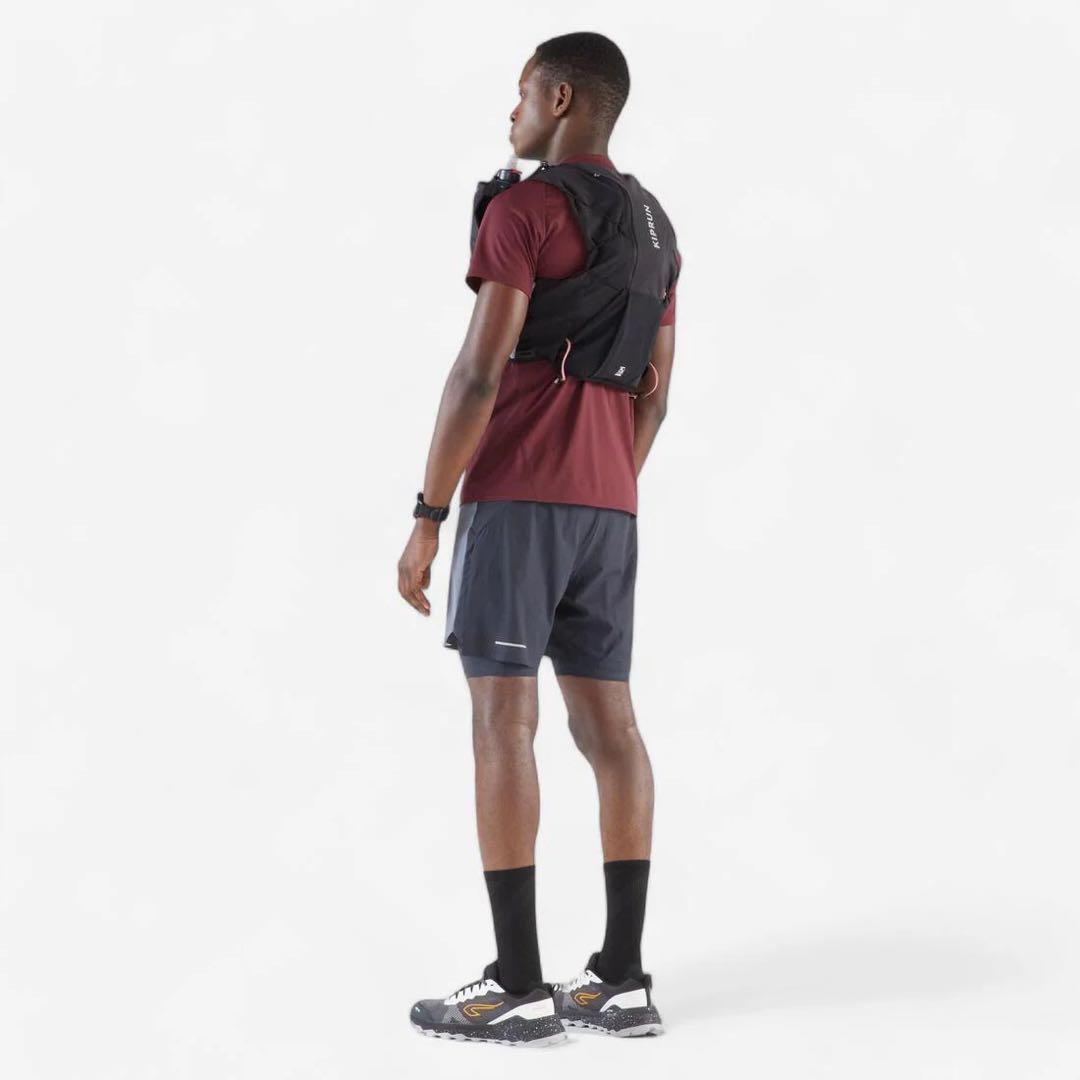 KIPRUN ランニング用ベスト 15L ブラック