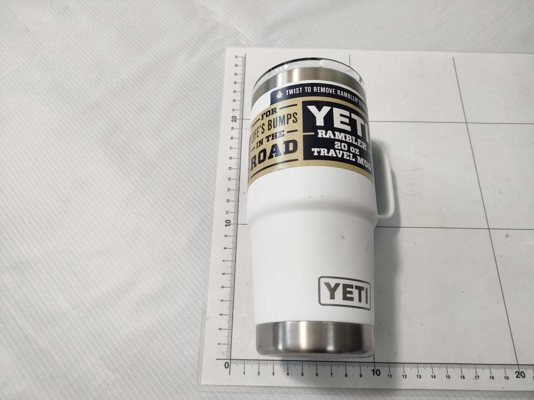 YETI ランブラー 20oz トラベルマグ 白 保温保冷 蓋付き