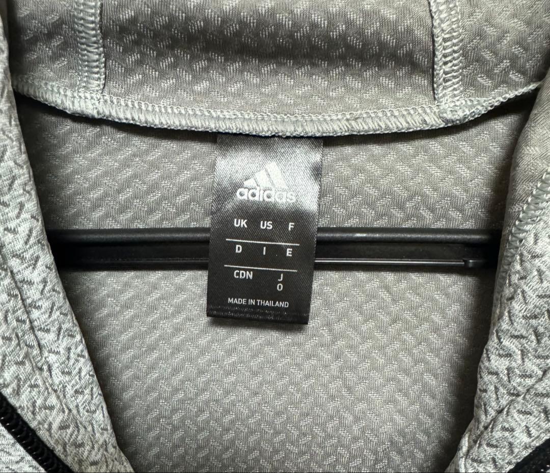 adidas フード付きジャケット パンツ セットアップ柄入グレー Oサイズ