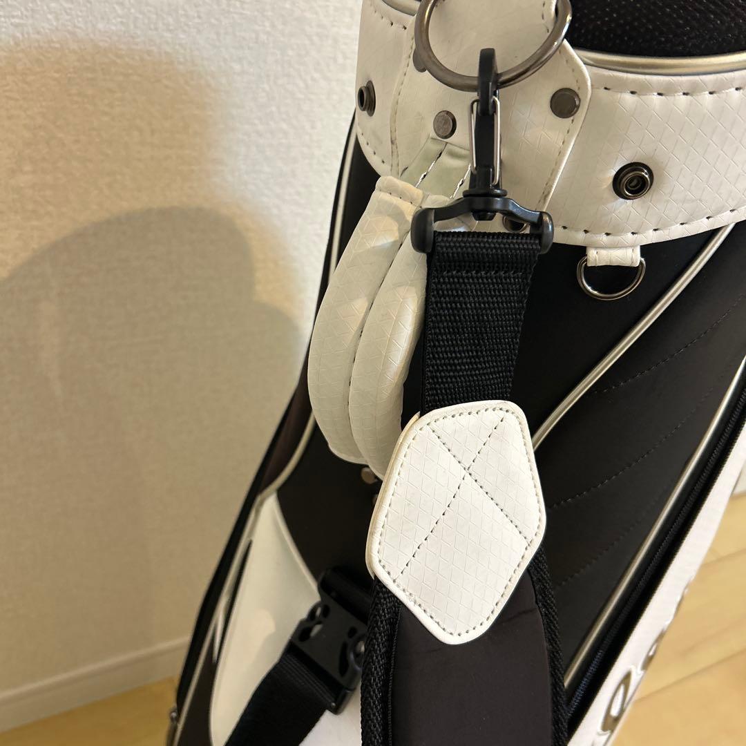 Titleist ゴルフバッグ・キャディバッグ　美品　タイトリスト　フード未使用