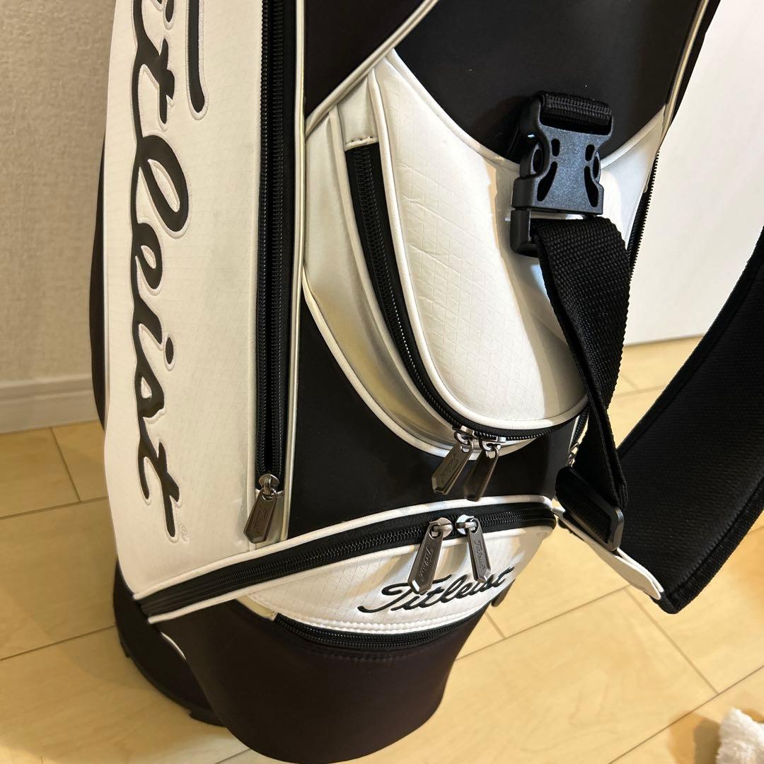 Titleist ゴルフバッグ・キャディバッグ　美品　タイトリスト　フード未使用
