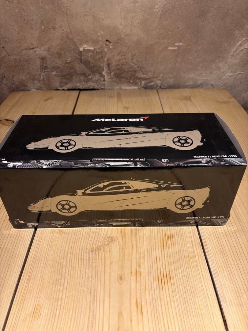 ミニチャンプス1602台限定！1/18 マクラーレンF1ロードカー 1993