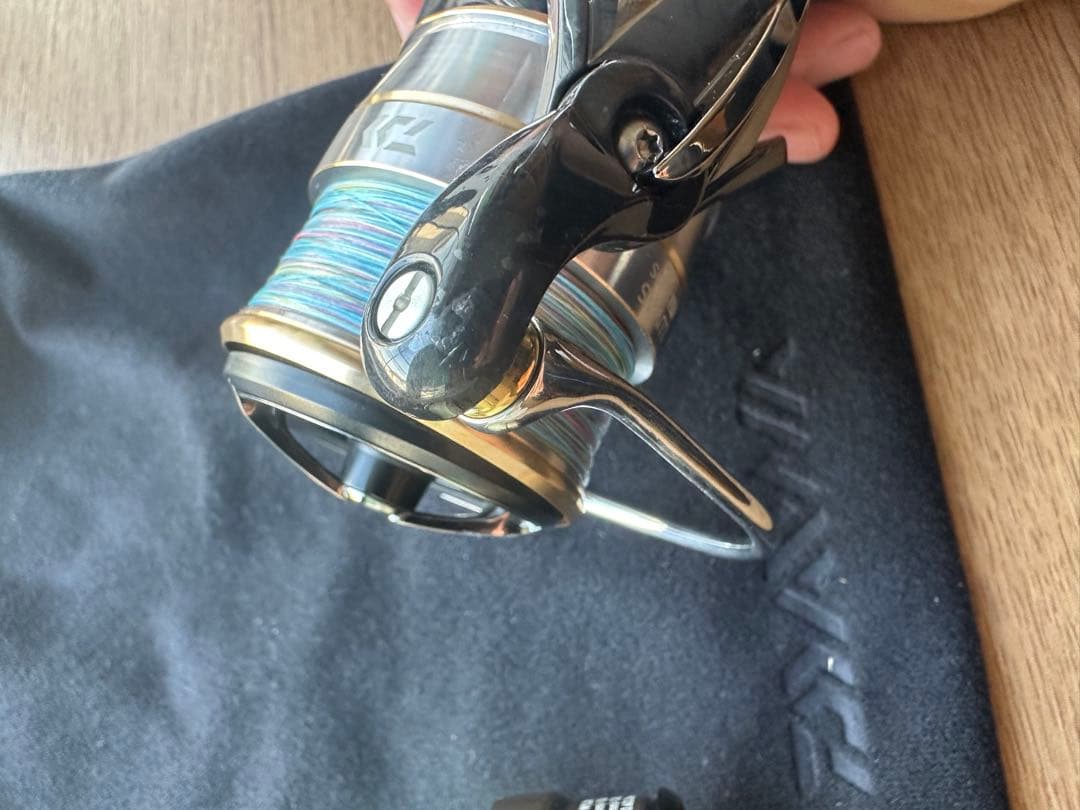最終価格　DAIWA LUVIAS FC LT2500S-XH スピニングリール