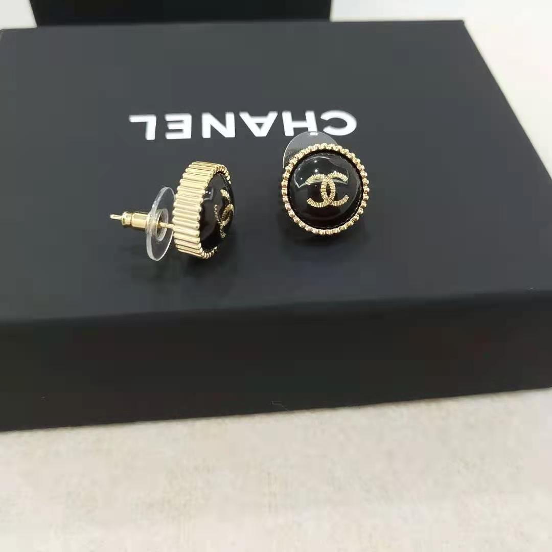 【極美品/激レア】CHANEL シャネル ヴィンテージ ボタン型 ピアス 黒金