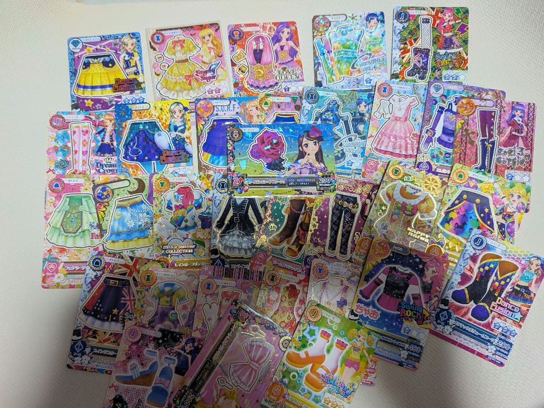 k*m様 アイカツ カード 240枚くらい N PR Rアクセ等