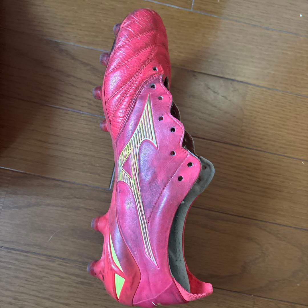Mizuno Morelia Neo サッカーシューズ レッド