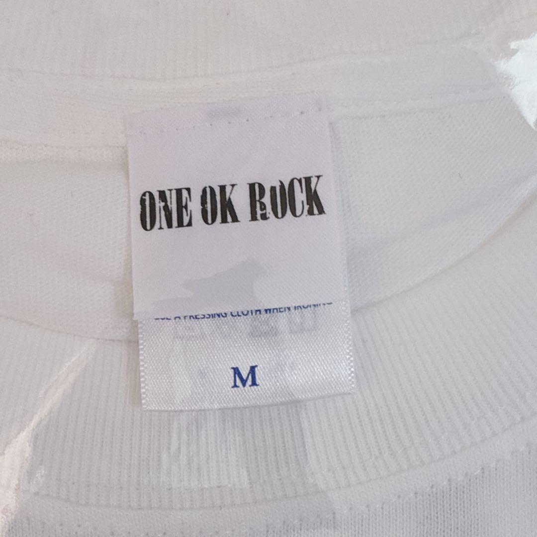 ２点セット　Ｍサイズ　Tシャツ-A WHITE 白　ラバーバンド C　黄