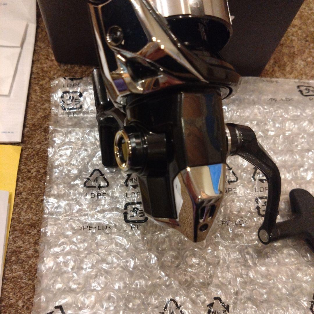 シマノ　23ヴァンキッシュ 4000MHG スピニングリール