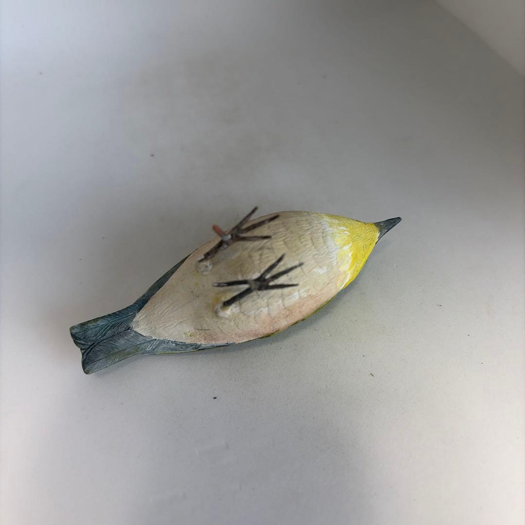 野鳥メジロ　リアルバードカービング　木彫り野鳥　野鳥彫刻　ハンドメイド　一点物