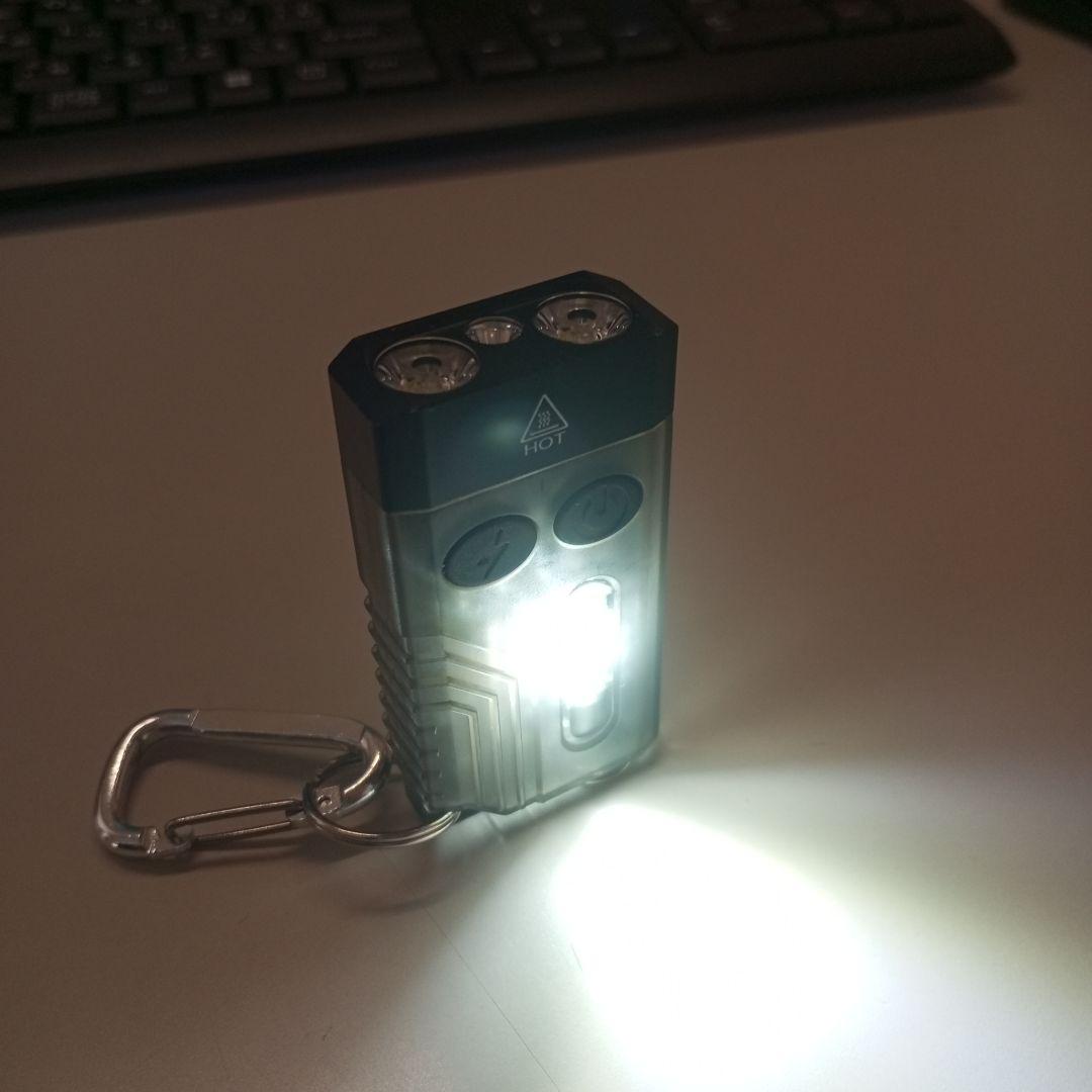 Model V10 LEDライト カラビナ付き