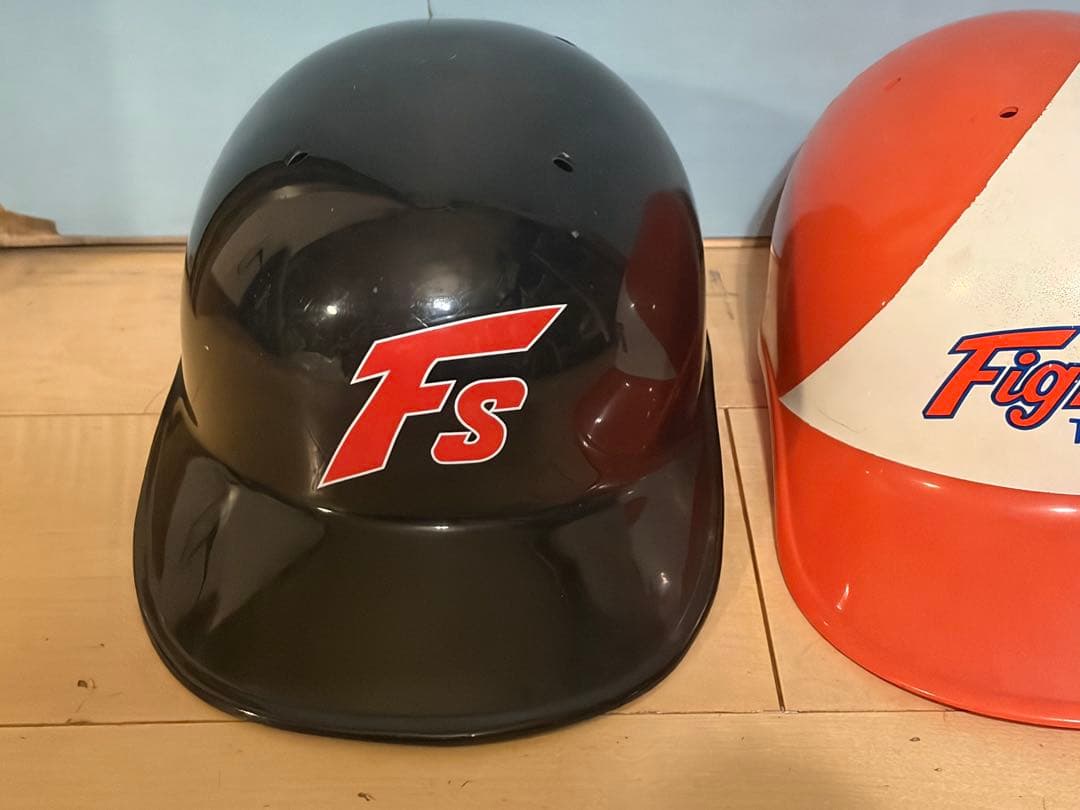 日本ハムファイターズ　野球ヘルメットセット 黒 Fs オレンジ 2個セット